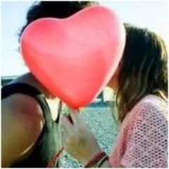 GrandePoesia's profile picture. A nossa maior glória não reside no fato de nunca cairmos, mas sim em levantarmo-nos sempre depois de cada queda.