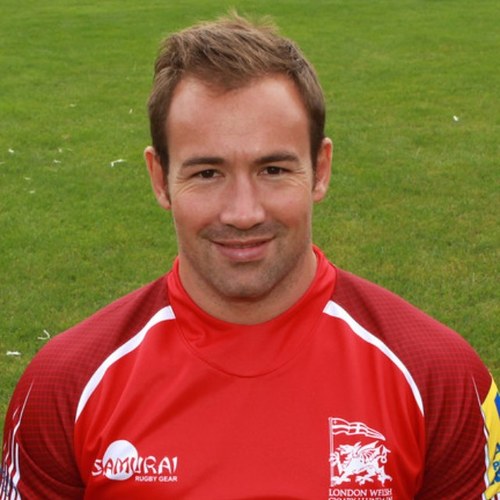 Professional rugby player offering group or 1:1 Personal Training sessions in and around the Barnes area. DM for details.
