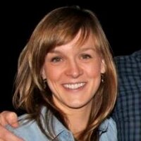 Claire Zelie (@bearzel) 's Twitter Profile