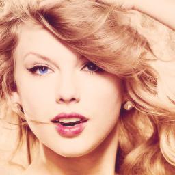 Nossa bandeira: █ TS █ Nosso lema: Be Fearless. Nosso hino: Mean. Nossa cor: Vermelho. Nosso nome: Swifties. Nossa rainha:Taylor Alison Swift