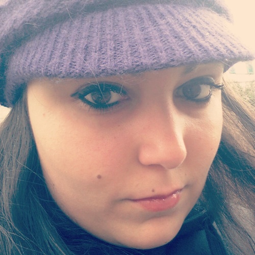 Ilanarja's profile picture. 📕Italian Language and Literature degrees,
📝Journalism Master degree.
But always studyin' 💜.
👵 nerd, 🐰 lover, 📺 show addicted.