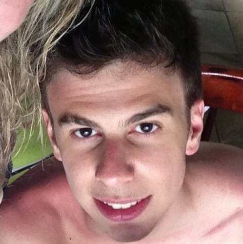Nunca se explique , pois amigos não precisam e os inimigos não acreditam !  twitpic : http://t.co/2oZWwZWig7