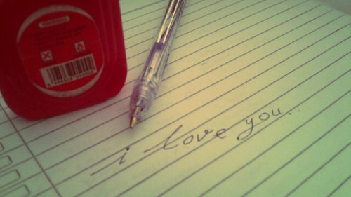 bosskempir's profile picture. Kebahagiaan itu dicari, dan tidak akan datang dengan sendirinya