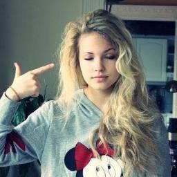 O importante é ser feliz não perfeito! Concorda né? Então me segue ;*