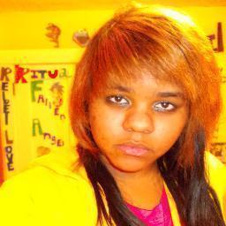 I luv emo and scene ppl. I like punk/ rock music like bvb, botdf. I'm always here to listen, and I'm 13 :) 3