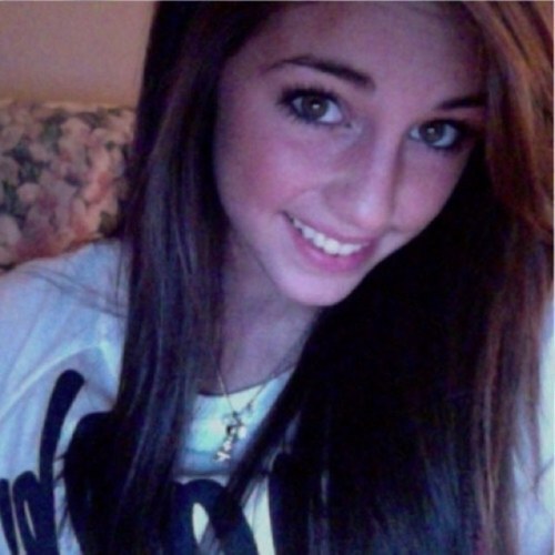 FalseBrunette's profile picture. [insert cool bio here] ~rp|fl~