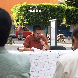 Ramón Granados Juárez dice escribir poesía, ya que no le gusta mucho eso de hacerle al cuento.