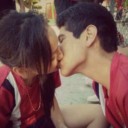 I'm Not Afraid, I speak English but more Spanish, you propose something .. if you follow me :) I follow you right away I'll be your friend if you want it (8)