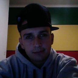 o seu mal pensado o seu mal olhado não me faz andar pra traz e nem ficar parado ♪ '