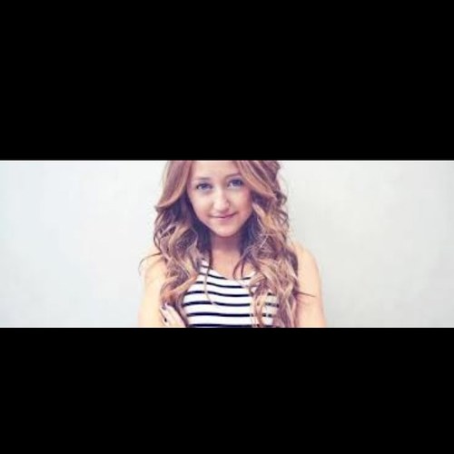 I absolutely adore the cyrus family.i think they are all amazing, beautiful, and so unique.i hope u follow me noah!I LOVE U CYRUS FAMILY (even the pets ;) )