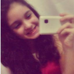 DeborahMarque12's profile picture. . 11 anos - Blogueira - Lovatic - Feliz - Risonha - Carinhosa - Futura fotografa e arquiteta ♥ 
{ http://t.co/2FzJnlS0  }