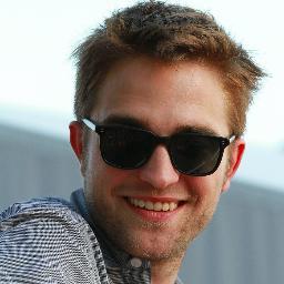 If you love to laugh and love Robert Pattinson this is the account for you! Robert Pattinson LOL™ is the #1 spot forNews | Jokes | Quotes #RobbyPMakesMePee