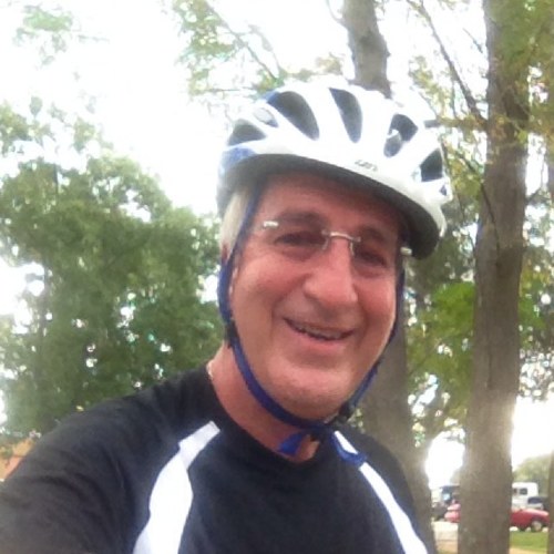 akalmassi's profile picture. 