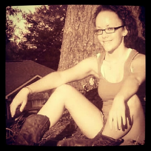 ☮ I ♥ to fish, hunt, mud ride, and more. I ♥ my family, and friends. I ♥ my amazing boyfriend! anything else ya want to know just ask.☮ ℱollow ℳe ツ