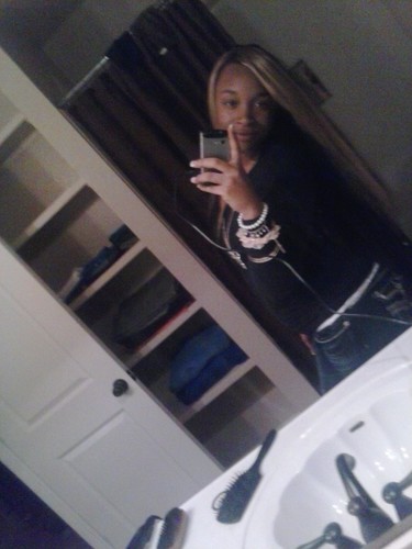 I don been threw it all time for sumthin new Follow Me I Folli Back :) Team#Libra #ObeyReality