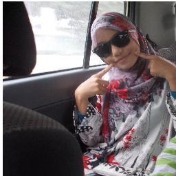 ehem ! ehem .. call me adah .. 14 ta0n .. huhu .. nice t0 kn0w y0u !