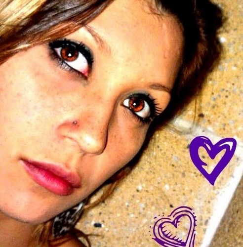 IM A STUDENT AND SINGLE MUM :)