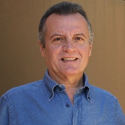 marketing & strategy consultant; author book EM VIAGEM and O MARKETING EM PORTUGAL