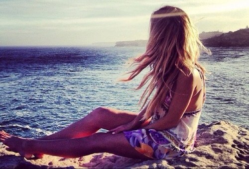 As soon as i finish school i am going to find some place where i can live on a beach or else in new york with a beach house not too far away !!!