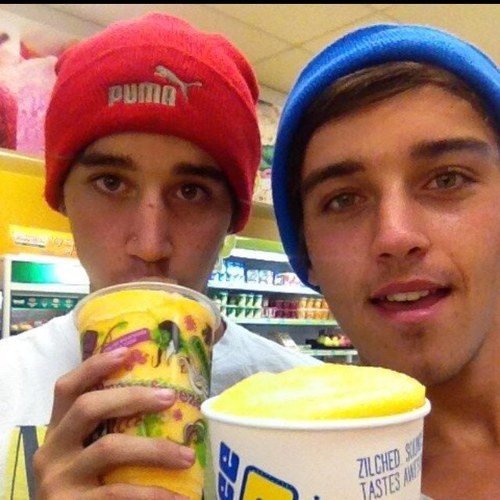 katieluvs_1Dxx's profile picture. I Love one direction!!! :)