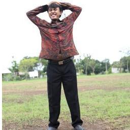 SEMANGAT DAN BERJUANG UNTUK MENGGAPAI CITA-CTA (SANG PEMIMPI)