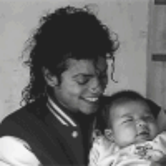 The official Make That Change Twitter page, created by @MJJNews, and a place for all those who want to make the world a better place.