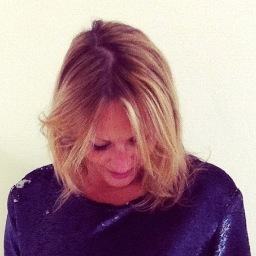 Fashion Stylist, Personal Shopper & co-founder of @BeesTaylor