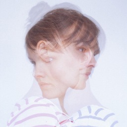 thetwinstweets's profile picture. Caroline and Kelly. The Twins. We photograph weddings, and confuse drunken guests for no extra charge (97.8% of Tweets by Caroline)