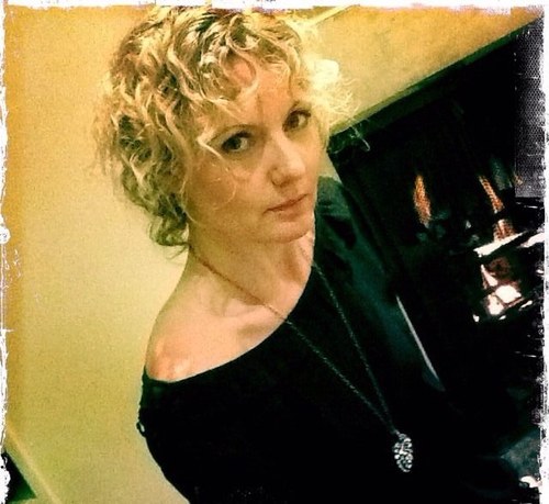 rosefairy15's profile picture. 