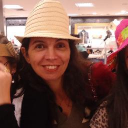 Eu me amo, eu me amo, não posso maaaaaais viver sem MIM!