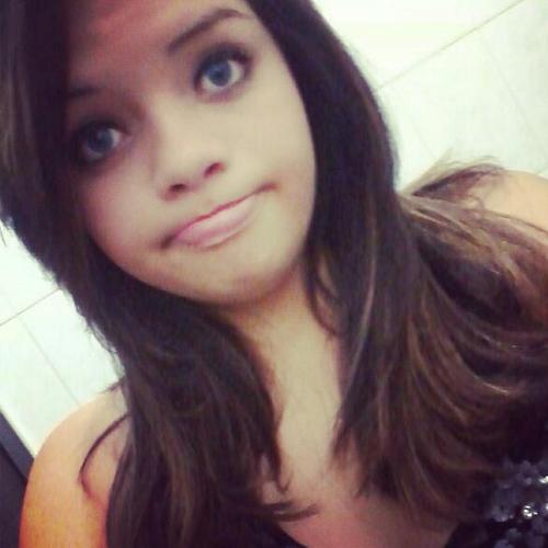 Essa mina aqe teem #14anoos,#AmaChocolate,#Boba