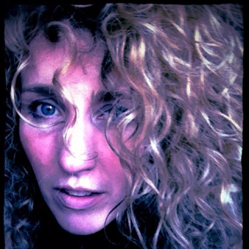 rochelleConnor's profile picture. 