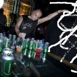 swanboyo's profile picture. still rockin