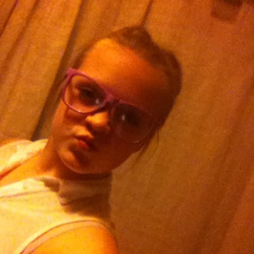 DemiDemz2012's profile picture. 