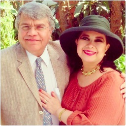 Esposa de mi Bendición @FdoPortillo10 madre de mi Herencia @ferchoportillo pero sobre todo alguien que ama y sirve a Dios con todo su corazón