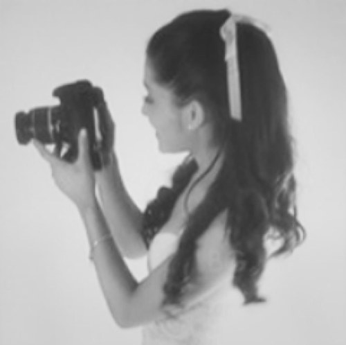 Ariana Grande is perf.