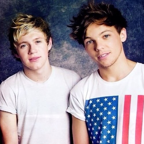 directioner. those 5 gay boys on the stairs are my life. ❤ 0/5 
Instagram: taylorbrooke133 Follow me :)