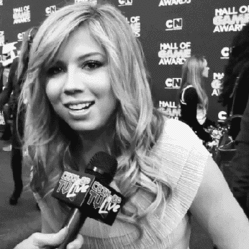 What for bio, if not the most beautiful words can define what I feel for you? @JennetteMCcurdy !! Seguida Pela Jennete 16\04\13