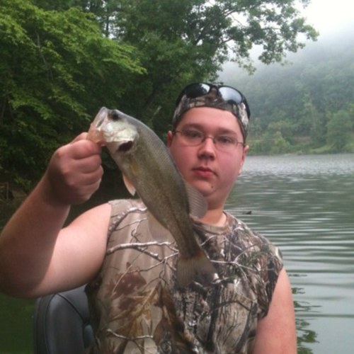 Im the one and only Tater! 20 Kenzie Webb is the love of my life #EKYPride #Golf #Fish #BBN