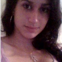- Preciso admitir, sou muito irônica, e grossa as vezes, um pouco meiga de vez em quando ...  #BFF da @UmaGusttaMiana ! :]
