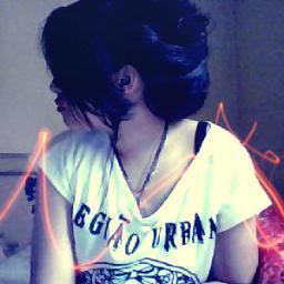 She was a street-smart girl, but she could not lie. (Razorblade)  @pandazombiegirl my little girl ♥ @Casablancas_J my love ♥ TBBT ♥