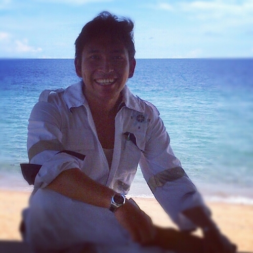 esfrin_Thigan's profile picture. enjoy life & be your self