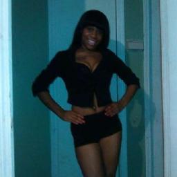 Super BADD pretty BITCH on my HIGH sidity Shit. Not LEGAL to tote but I'll still HIT yo ass with a 40 (G)lock. P.S Darianna Denise is my Heart .