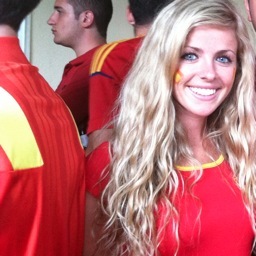 belleakers's profile picture. chronic daydreamer; wag more, growl less