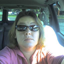 I am me :) i am a loving person! engaged to a great man! and have 2 wonderful step kids!