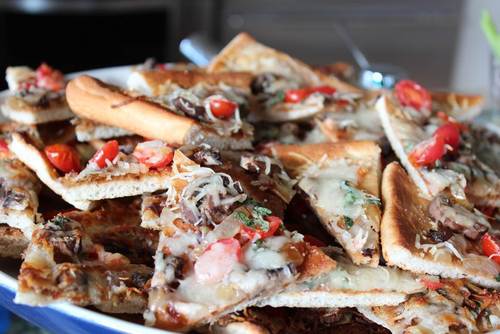 MasHealthyTwist's profile picture. Recipes you'll love, with a Healthy Twist you'll appreciate.  Traditional recipes with Mama's Healthy Twist!