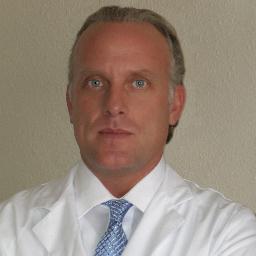 I’m Dr. Howard Glans and for the past 26 years I’ve been Tarrant County’s #1 back/neck pain specialist and my clinic is located in Keller, Texas.