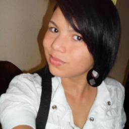 TenGo Una FamiLia HerMosa , amO Mis StUdios SoY FeliZ X lo q Tngo Y soy Tan VeneZolanA Q Un ArePa !