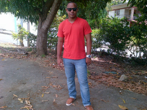 djangelone's profile picture. Just love music