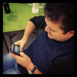 Guitarrista da Banda Calypso, Amigos =)  -- Fake, beeeeeem fake, ok? --